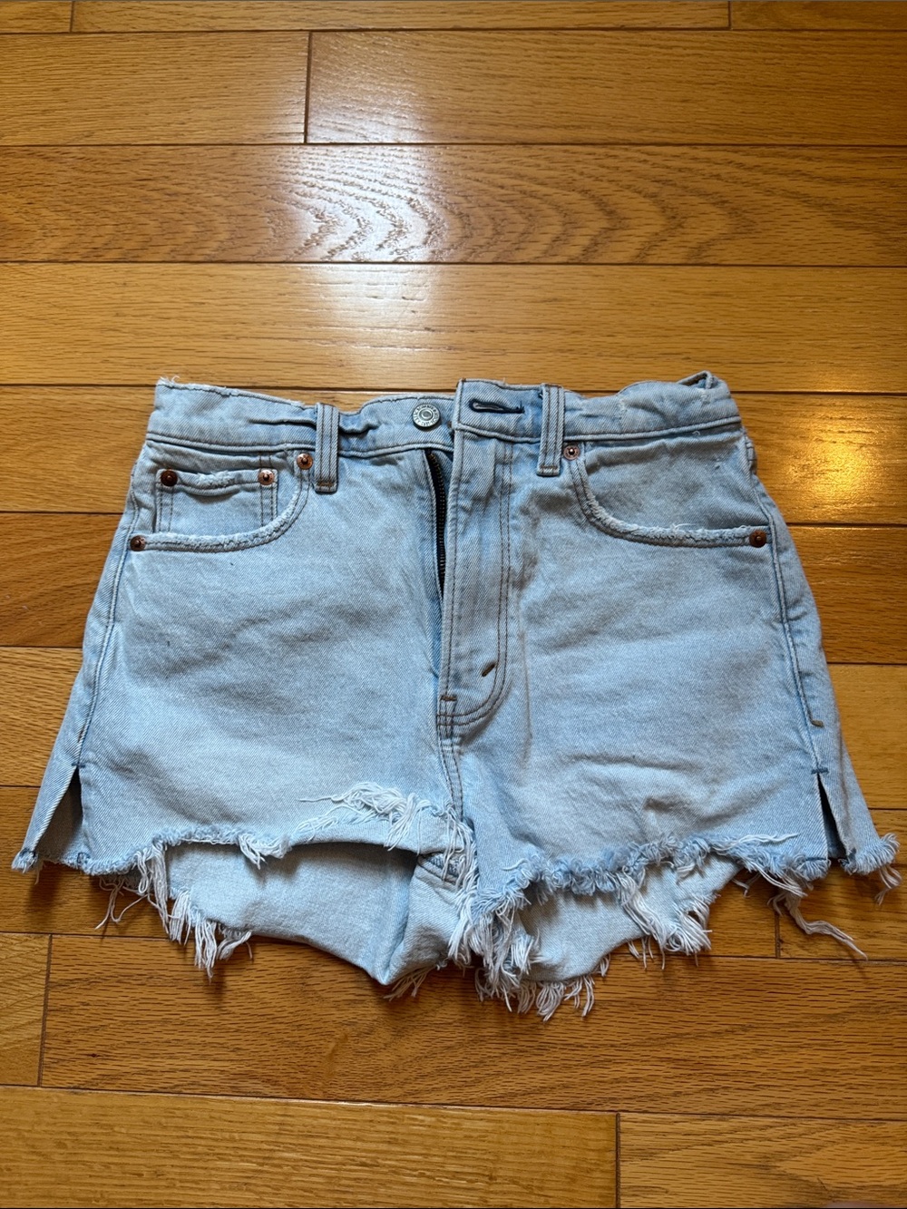 Abercrombie and Fitch Mom High Rise Short